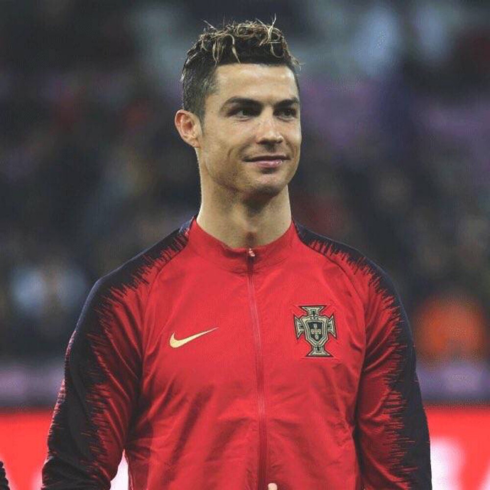 据对手侧翼 据对手侧翼